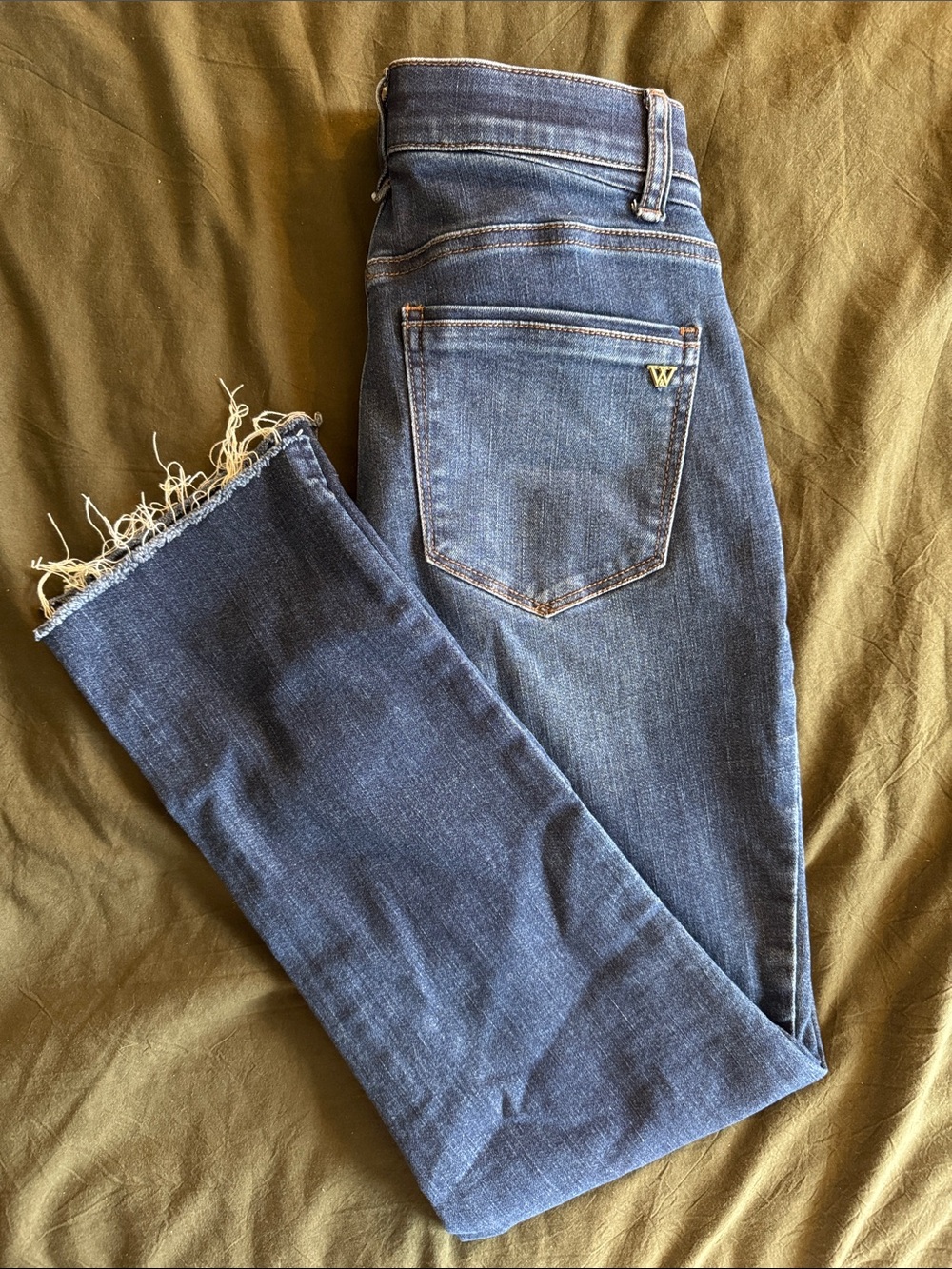 Wit & Wisdom Dark Blue Frayed Ankle Jeans